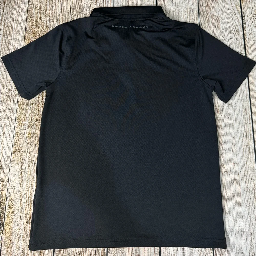 Pre-Loved Boy's Under Armour Polo Shirt Black HeatGear YXL